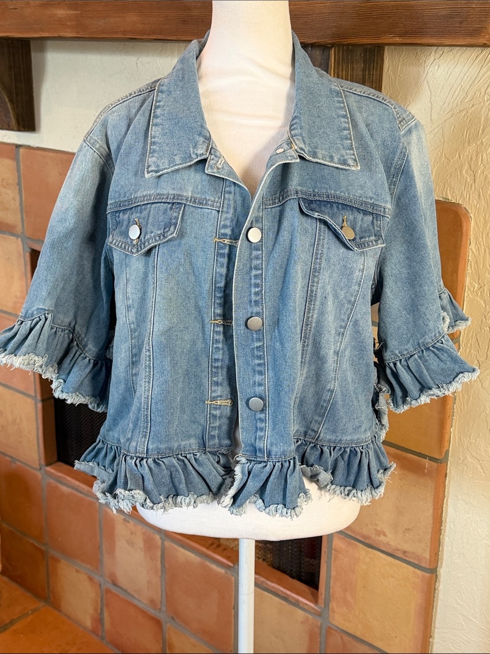 Hayden Ruffle Sleeve Faded Blue Denim Jacket, size M/L